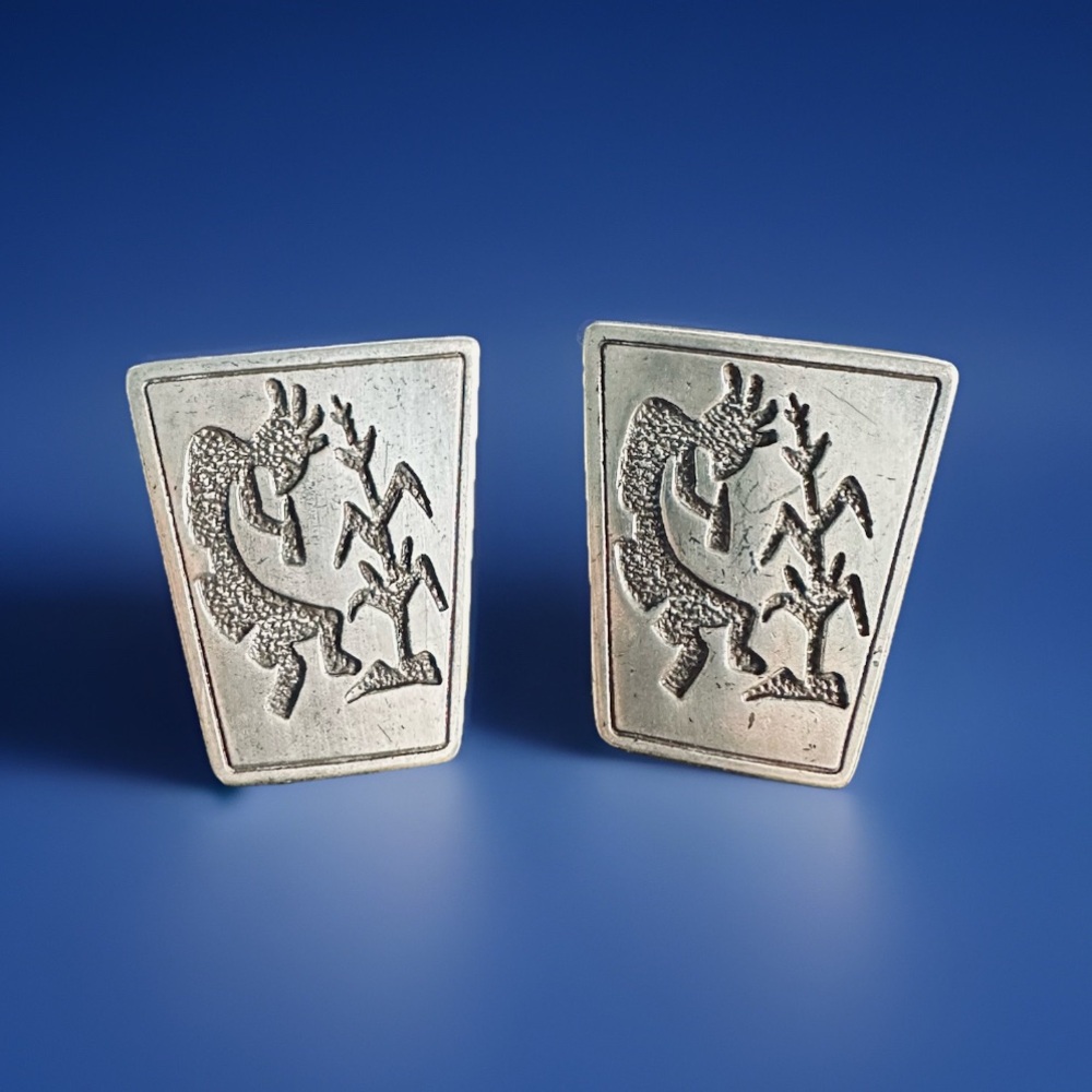 VTG Kokopelli Clip On Earrings Chunky Silver Tone Southwest Native Hopi Motif